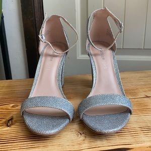 Silver Madden Girl thick heel!!!